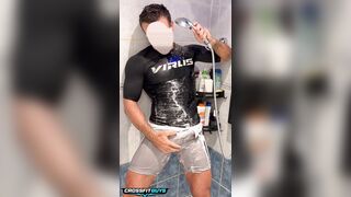 CrossfitGuys Singlet bathroom solo