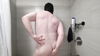 Come douche with me