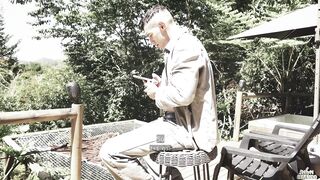 In nature my fucking partner sees me and I end up flashing him my perspiring muscles