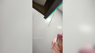 XL throating immense blast on public wc mirror #OutInLondon