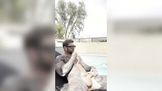 Juan Lucho fapping off