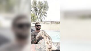 Juan Lucho fapping off
