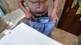 Humungous Pecker spunk trim and rubdown