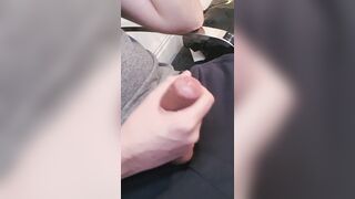 Witness the Edging and Fapping End with a Good-sized Jizz Stream – POINT OF VIEW