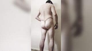 Enjoy Performing Naked & Rock-hard Enjoy Maolo!