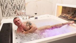 HUMID & UNSHAVED: Immense Muscle Fellow Solo in Luxury Jacuzzi - Yam-sized Flow