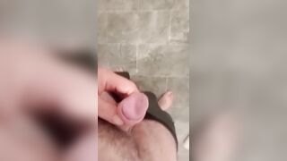 Toliet solo fapping