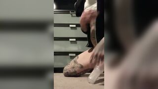 Milking off ultra-kinky at home