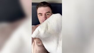 Unshaved Chested Italian Munches His Yellow Jizz Rag