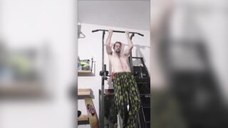 Pull Ups with Dionisio Aguado Slam