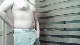 Steamy jock flashes off entirely undresses in the fansly version