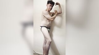 Masculine Stripper Maolo Spectacle WOWOWOWOW!