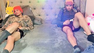 two insatiable two game “Split Screen parody” Trailer