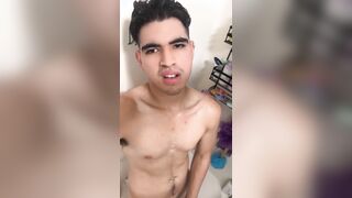 alex lon6 produces nasty milks while soddening in the douche