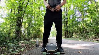 Risky nude rail thru the city
