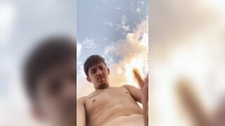 Gustta GG derrama sémen na roça pt two
