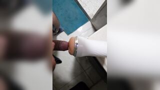 DEBERIAS ESTAR AQUI