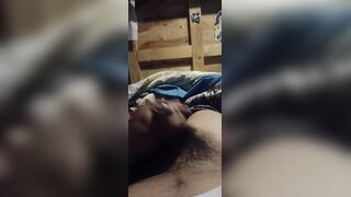 Solo en casa me da ganas de jalarme paja