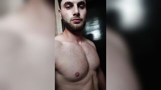 بعد تمرين شو اريك حلو في سكس نارر Flash Erics workout is supreme in orgy
