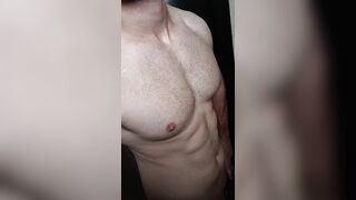 بعد تمرين شو اريك حلو في سكس نارر Flash Erics workout is supreme in orgy