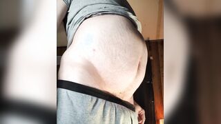 Perceived Explosive - Abdomen Inflation with Air