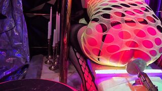 Xxx rump opening up with fucktoy gusto hard-core