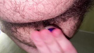 дрочу попу анальной пробкой