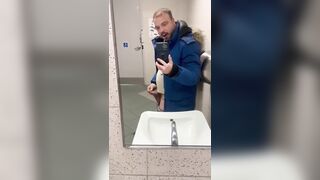 Rapid Truckstop Smallish Stiffy Shower Goon Bate