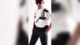 029 DO YOU LIKE My UNIFORM? COP POLICE OFFICER UNIFORMES 09-2026.
