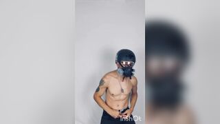 Disrobe Taunt