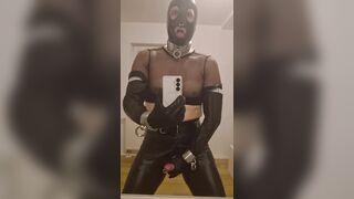 Jiggling my lollipop in leather and spandex