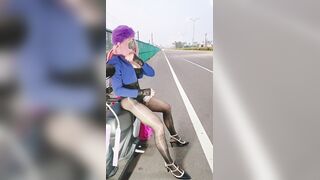 Sex-positive Kitty live on CAM4, following the audiences directives until cum-shot .25. @01:06