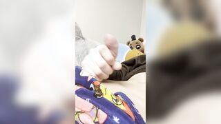 Ultra-kinky wooly femboy hand-job and pop-shot