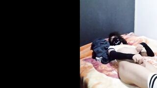 femboy plays minecraft and rages after two mins – stroking to unwind