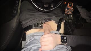 Noisy bellowing and praise *tearing up in the van* large cum shot