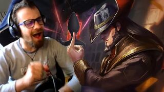 TRYING to play LOL whith my Lovense toys LIVE