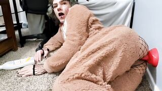 Reindeer Furry Femboy Takes Lots Of Knots