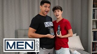 MEN - Sam Ledger Is Surprised At How Big Andre Stones Dick Is And Offers To Suck Him Off