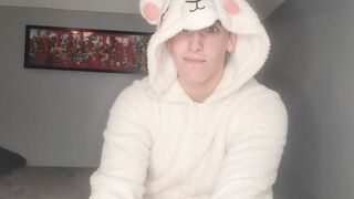 JOI - Your gay best friend give you a hand