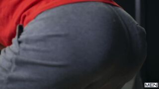 Plexigl-ASS Gym / MEN / Devin Trez, Tannor Reed