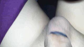 Masturbe (217) with one testicle