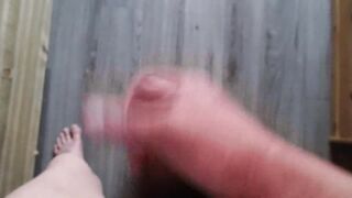 Masturbe (170) with one testicle