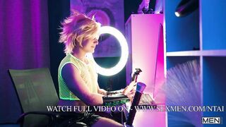 Pulverizing The Anime porn Cosplayer/ STUDS / Drake Von, Noah Way