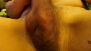 Masturbe (76) with one testicle