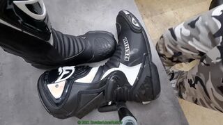 Mittens fap on Berik Leather biker shoes