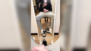 Dude milked off and jizz