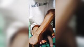 Masturbándome después del trabajo