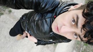 Pissing while ambling on path