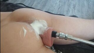 Hasty rump pulverizing by the dolls in talk before couch