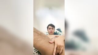 Así de rico me masturbo al salir del Gimnasio Flick completo en Of: Gallardoxoxo